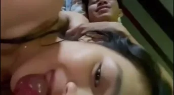 Mumpung Rumah Sepi Langsung Diajak Ngentot Sama Ayang – Bokep Indo